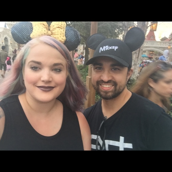 Meet Your Posher! -Nikole Elizabeth Ball - Picture 2 of 7